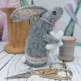 Felt hare ornament- Wish upon a star. FREE UK POSTAGE - BoxRoomBazaar