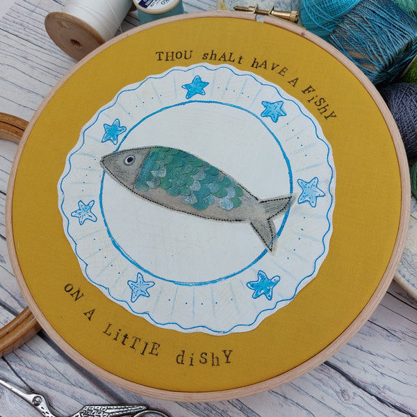 A Little Fishy hoop art - 8" textile art